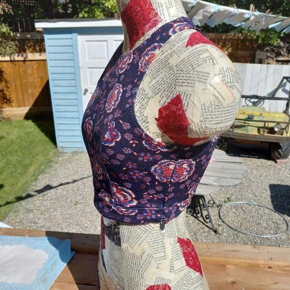 Floral crop top - Picture 3 of 8